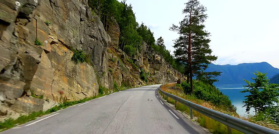 Sognefjord to Skjolden
