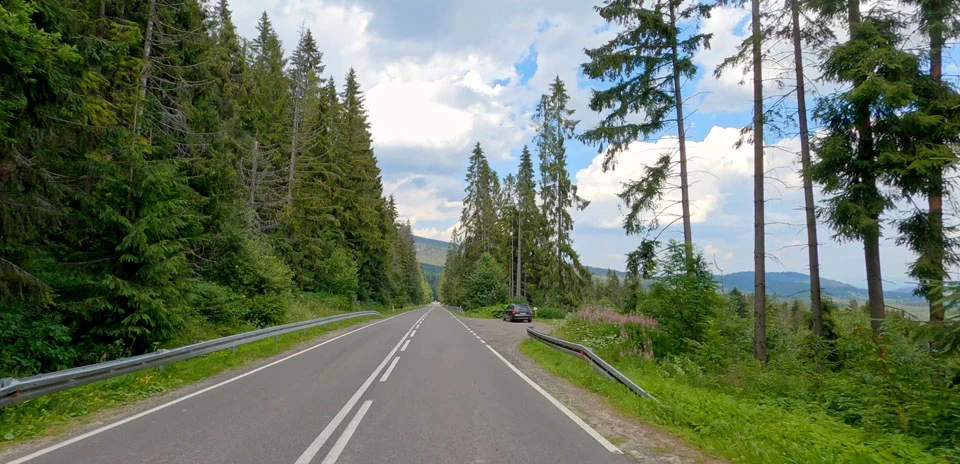 Krowiarki Pass (north side)