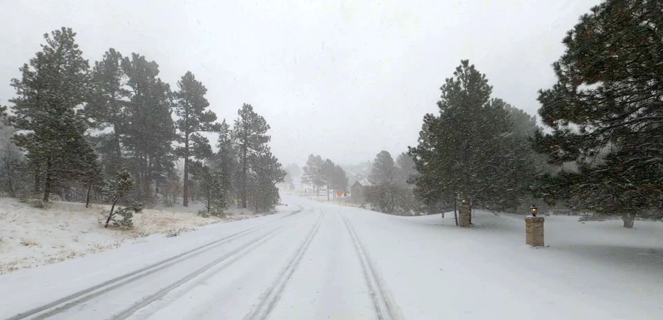 Pinery Snow Blizzard Loop